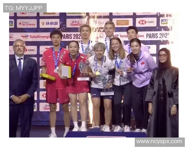 羽毛球节奏排行榜揭晓杭州羽毛球队荣获第三名成就辉煌