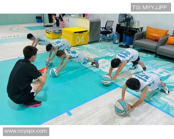 南京篮球队的精神探索与团队意识深度剖析 南京篮球队的精神探索与团队意识深度剖析