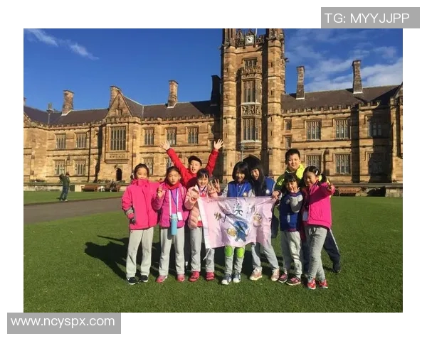 游泳传奇人物的成长轨迹与辉煌成就揭秘