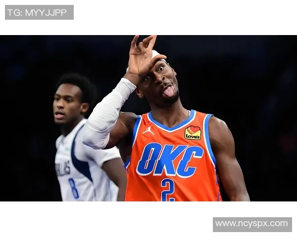 NBA季后赛首轮激战开拓者对决雷霆争夺晋级名额的精彩瞬间回顾